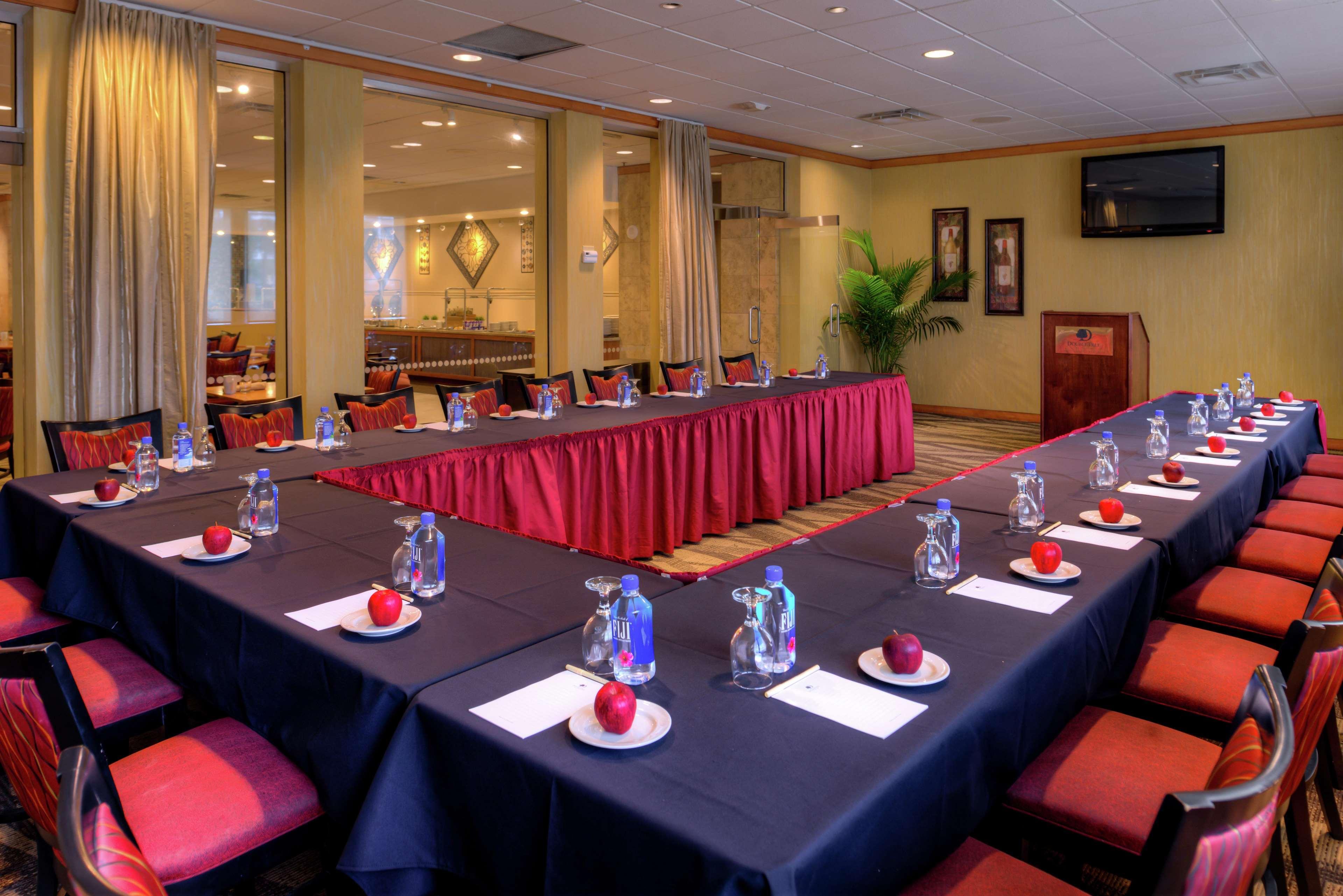 Doubletree By Hilton Hotel Tampa Airport-Westshore 외부 사진